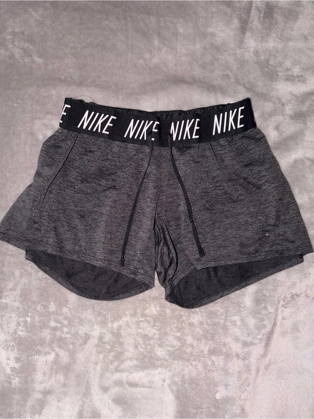 Nike Women's Charcoal Heather Athletic Shorts S/M